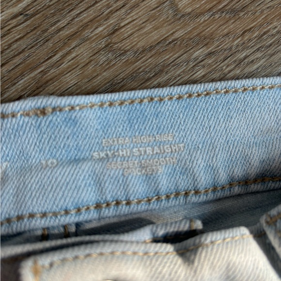 Women’s Jeans - Picture 2 of 2